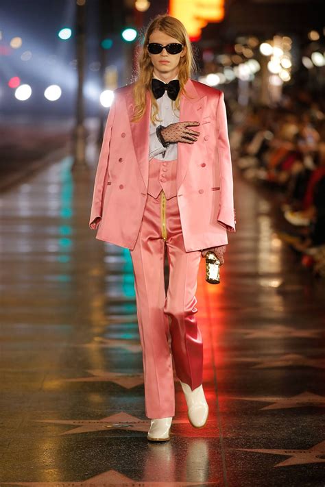 modelos gucci cuerpo completo|Galería del desfile de GUCCI .